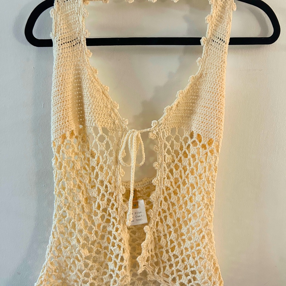 VRG GRL NWT Cream Crochet Knit Halter V-Neck Tie Front Open Back Summer Top Sz M